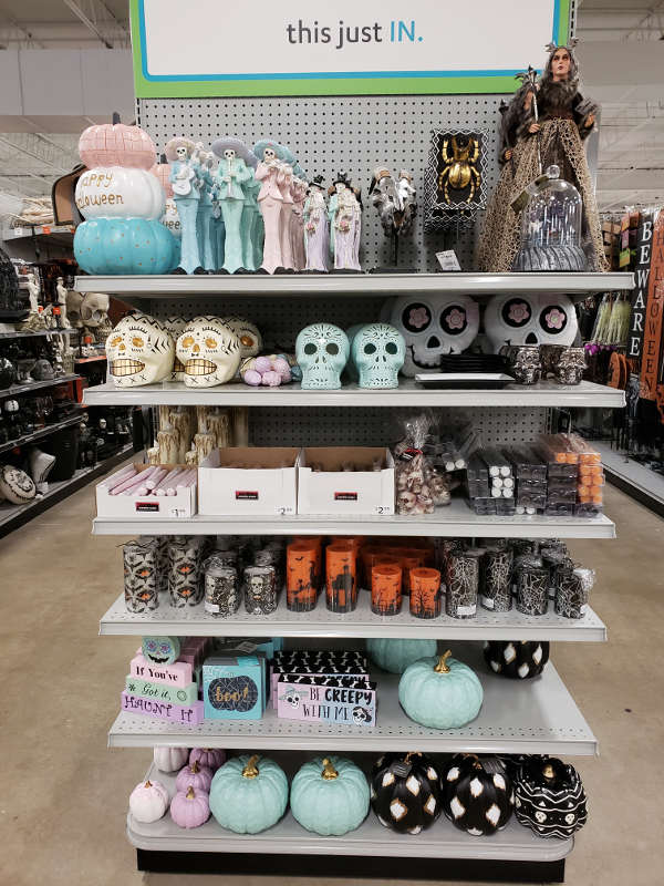 Halloween is creeping into stores - Halloween Hodgepodge - Blogs - News 